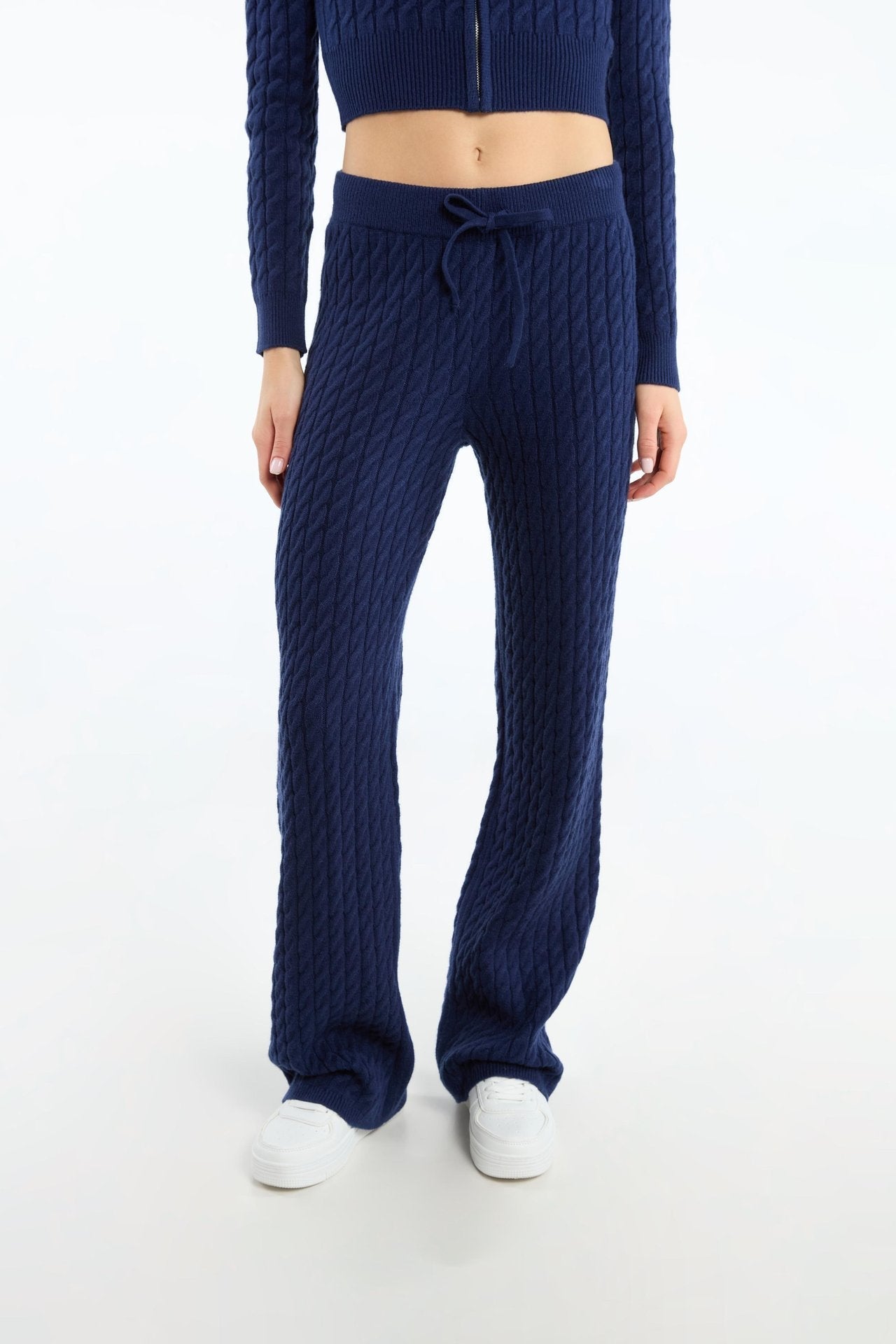 Nora Cable Knitted Set